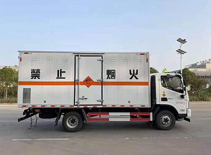 鄂尔多斯爆破器材运输车